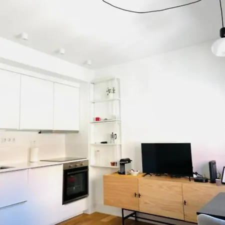 Vm - Cozy & Quiet At Campo Ourique Lisboa