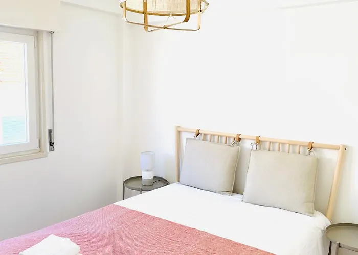 Vm - Cozy & Quiet At Campo Ourique